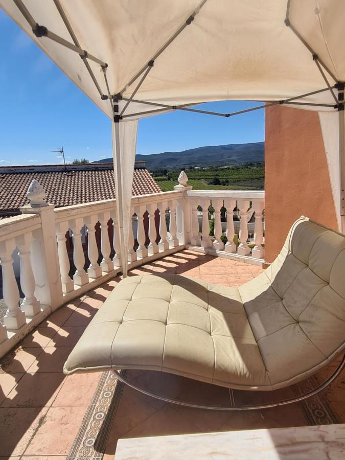 Chateau Angelique Villa Montroy Dış mekan fotoğraf