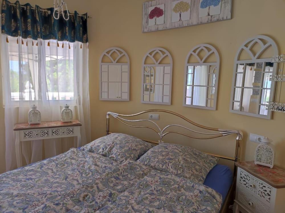 Chateau Angelique Villa Montroy Dış mekan fotoğraf